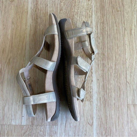 Vionic Metallic Creme Comfy Orthotic Jodie Backstrap Sandals Womens Size 10 - Picture 5 of 9